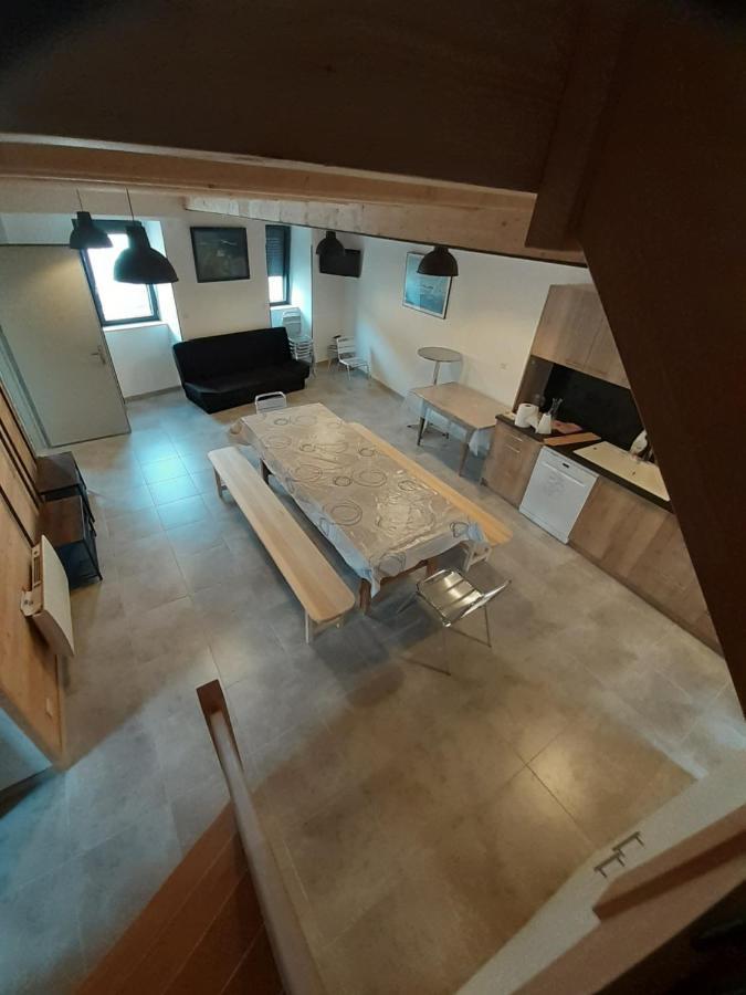 Appartement Les Trois Rivieres à Satillieu Extérieur photo