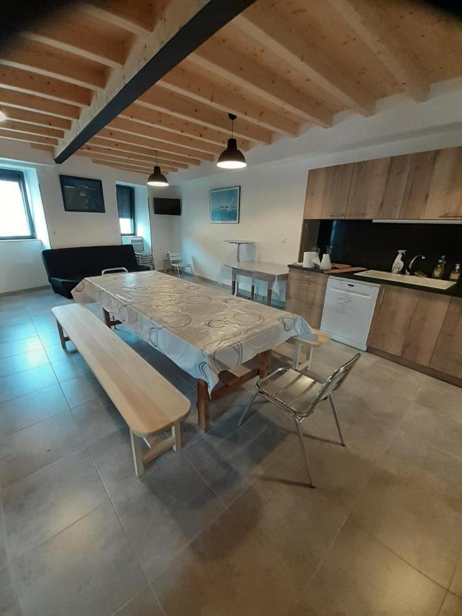 Appartement Les Trois Rivieres à Satillieu Extérieur photo